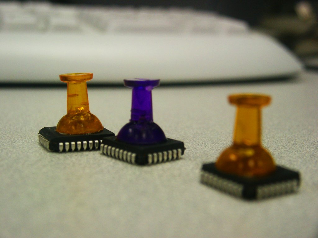 PLCC32 pushpin trick